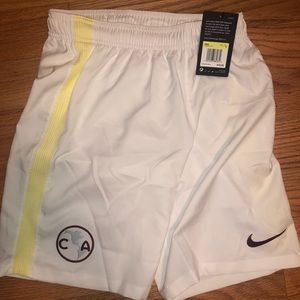 Nike club America shorts men’s size S